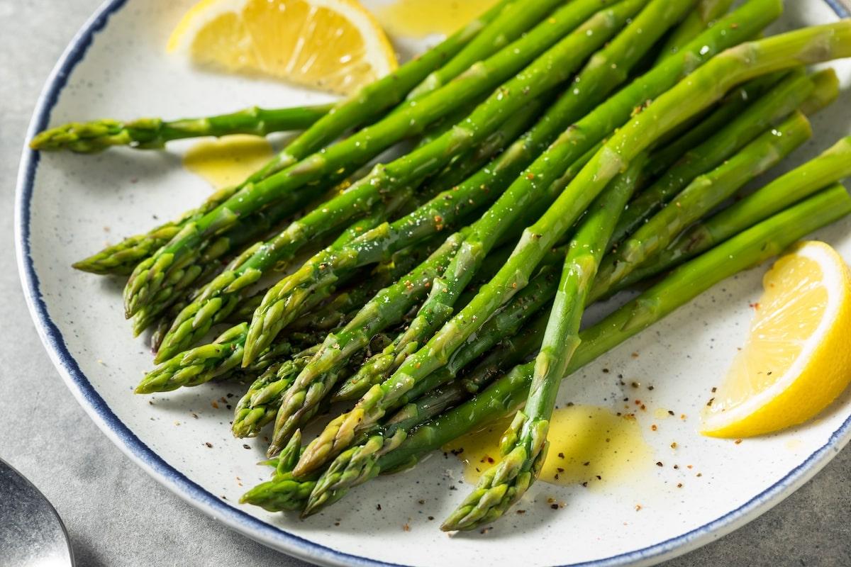 Steamed asparagus